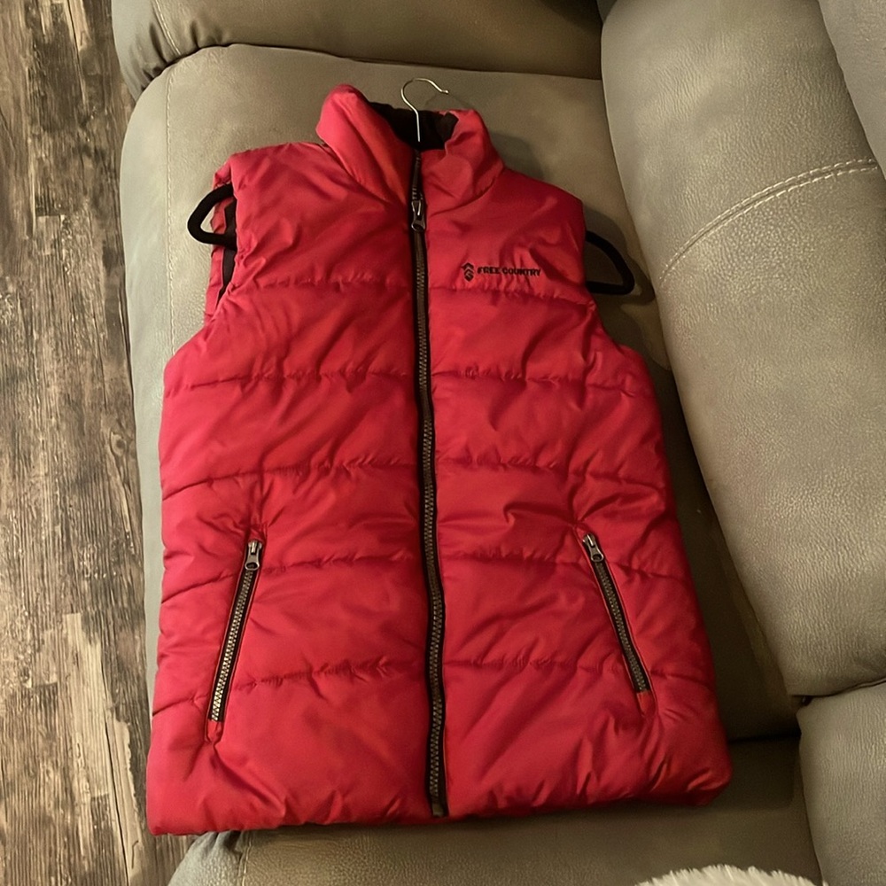Free country sleeveless down jacket (vest)